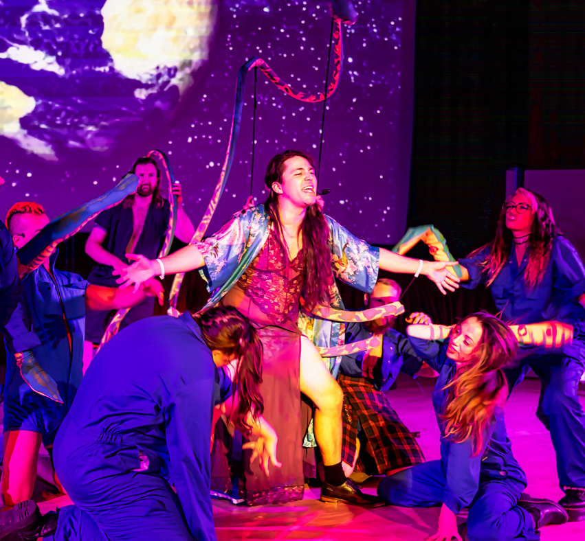 Feature image 3 - Star performance